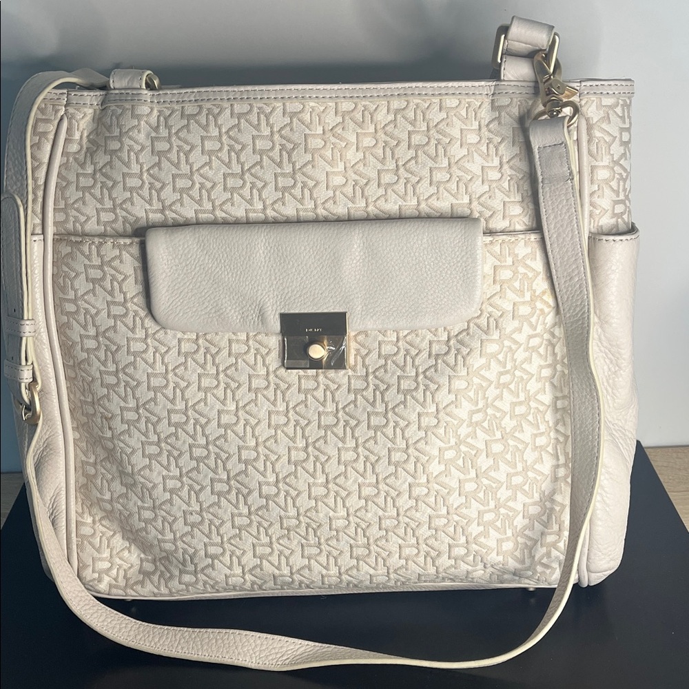 DKNY Stylish Beige Handbag